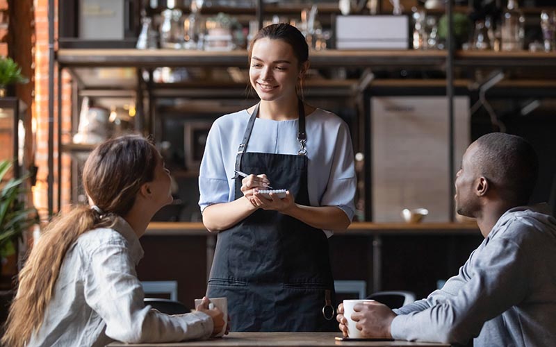 restaurant-server-waiter